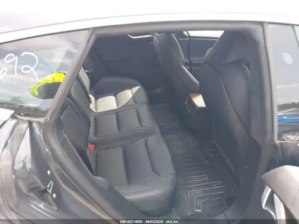 5YJSA1E27LF406692 2020 TESLA MODEL S - Image 8