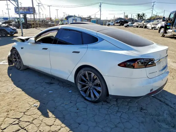 5YJSA1E28GF134157 2016 TESLA MODEL S - Image 2