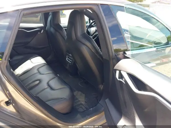 5YJSA1E28GF136460 2016 TESLA MODEL S - Image 8