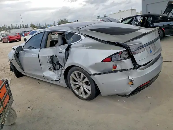 5YJSA1E28GF144056 2016 TESLA MODEL S - Image 2