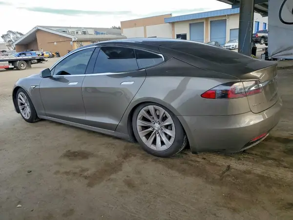5YJSA1E28GF145742 2016 TESLA MODEL S - Image 2