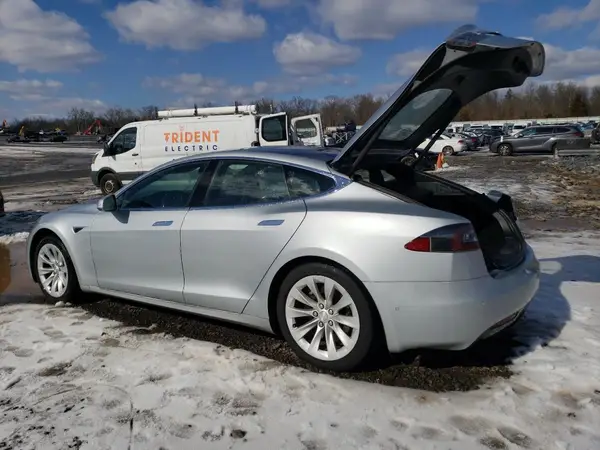 5YJSA1E28GF167451 2016 TESLA MODEL S - Image 2