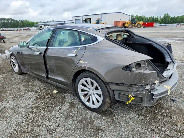 5YJSA1E28GF168129 2016 TESLA MODEL S - Image 2