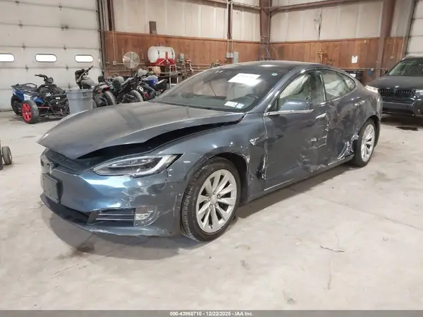 5YJSA1E28HF181982 2017 TESLA MODEL S - Image 2