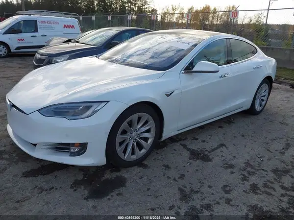 5YJSA1E28HF210980 2017 TESLA MODEL S - Image 2