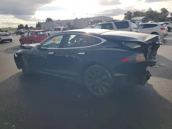 5YJSA1E28HF219758 2017 TESLA MODEL S - Image 2