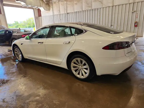5YJSA1E28HF228699 2017 TESLA MODEL S - Image 2