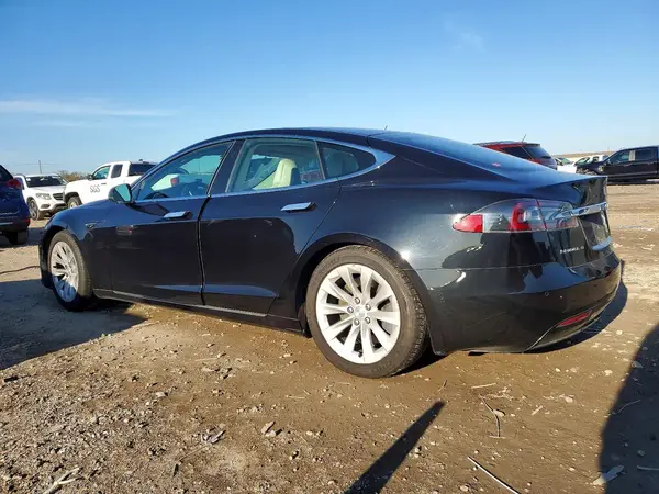 5YJSA1E28HF229870 2017 TESLA MODEL S - Image 2