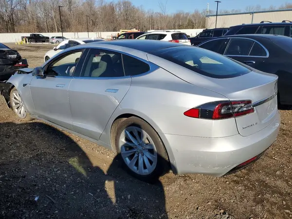 5YJSA1E28HF231540 2017 TESLA MODEL S - Image 2