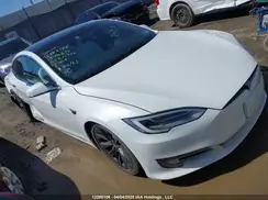 5YJSA1E28HF231702 2017 TESLA MODEL S