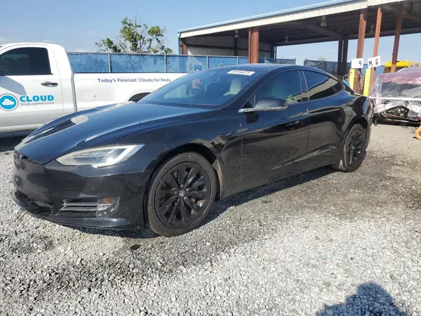 5YJSA1E28JF231866 2018 TESLA MODEL S - Image 1