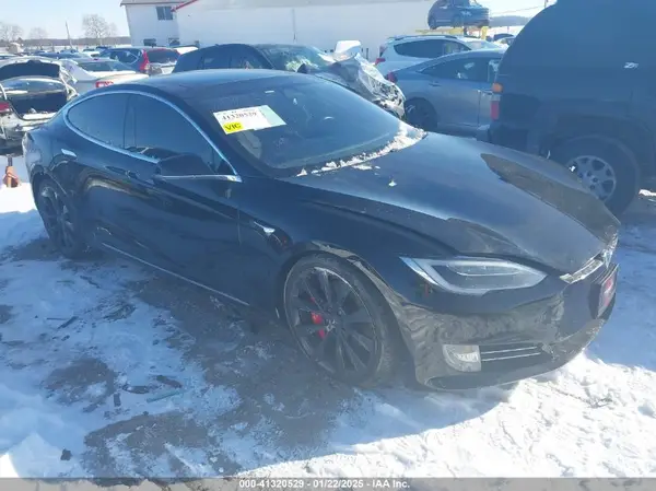5YJSA1E28JF243550 2018 TESLA MODEL S - Image 1