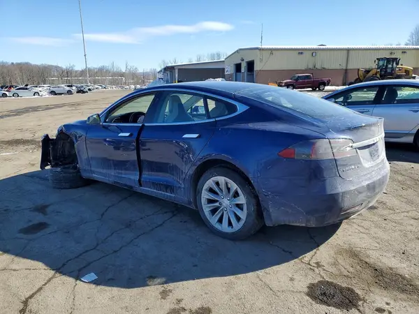 5YJSA1E28JF243709 2018 TESLA MODEL S - Image 2