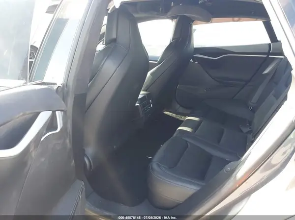 5YJSA1E28JF244102 2018 TESLA MODEL S - Image 8