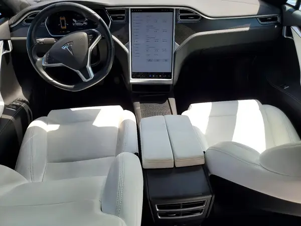2018 TESLA MODEL S auction photo 8