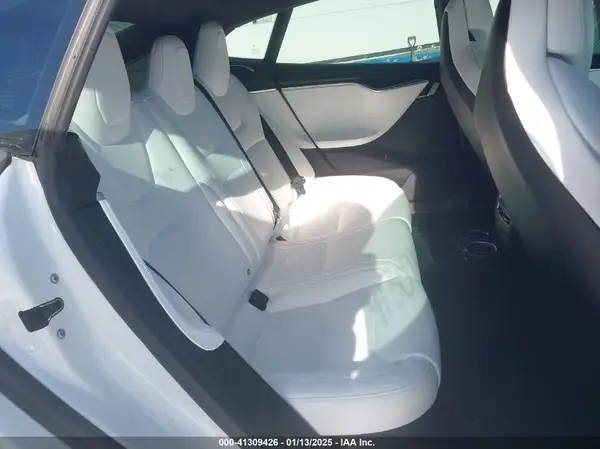 5YJSA1E28JF247162 2018 TESLA MODEL S - Image 8