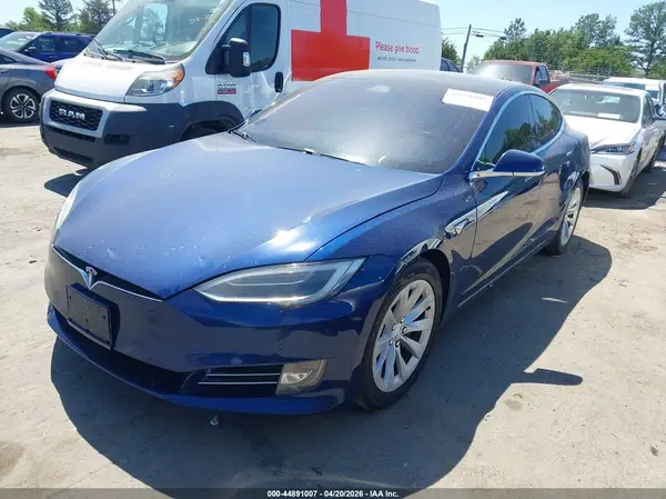 5YJSA1E28JF249378 2018 TESLA MODEL S - Image 2