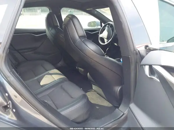 5YJSA1E28JF254502 2018 TESLA MODEL S - Image 8