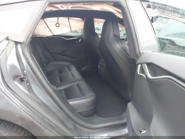 5YJSA1E28JF256802 2018 TESLA MODEL S - Image 8