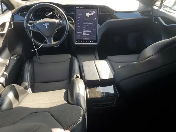 5YJSA1E28JF256900 2018 TESLA MODEL S - Image 8
