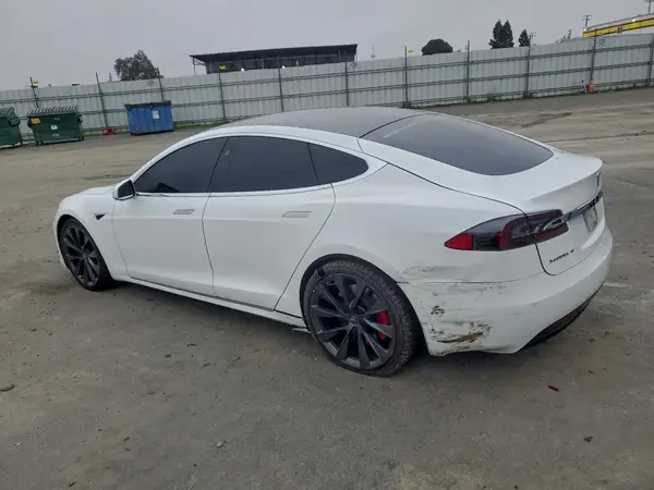 5YJSA1E28JF257044 2018 TESLA MODEL S - Image 2