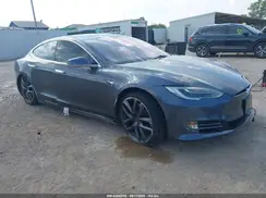 5YJSA1E28JF259389 2018 TESLA MODEL S