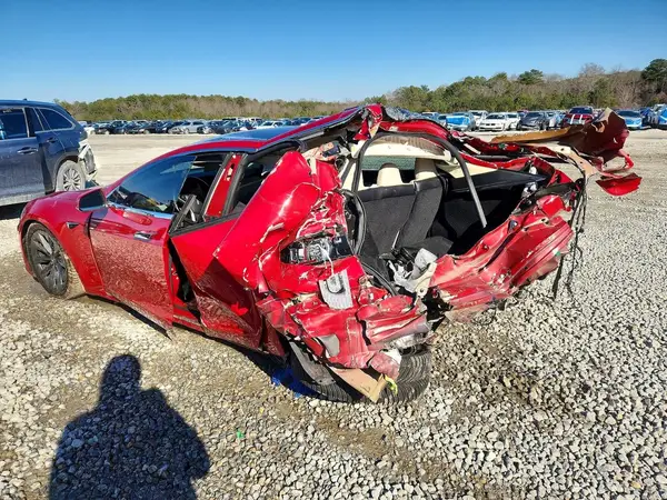 5YJSA1E28JF262437 2018 TESLA MODEL S - Image 2