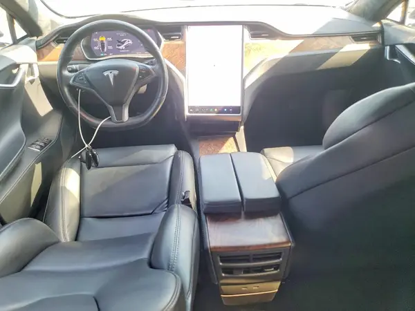 5YJSA1E28JF265290 2018 TESLA MODEL S - Image 8