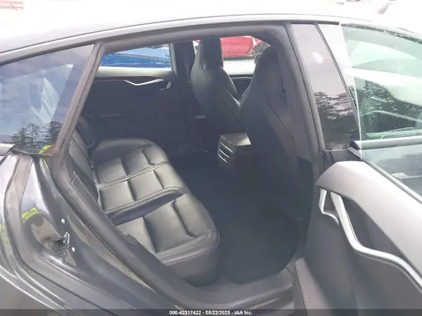 5YJSA1E28JF272630 2018 TESLA MODEL S - Image 8