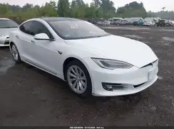 5YJSA1E28JF281344 2018 TESLA MODEL S