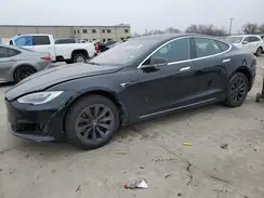 5YJSA1E28JF292666 2018 TESLA MODEL S