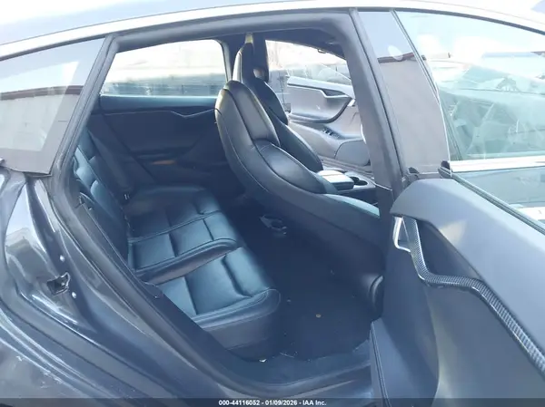 5YJSA1E28JF295017 2018 TESLA MODEL S - Image 8