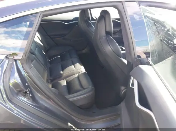 5YJSA1E28JF296426 2018 TESLA MODEL S - Image 8