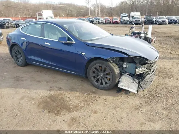 5YJSA1E28JF296944 2018 TESLA MODEL S - Image 1