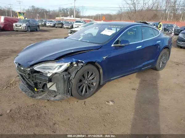 5YJSA1E28JF296944 2018 TESLA MODEL S - Image 2