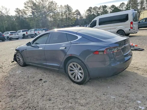 5YJSA1E28JF297141 2018 TESLA MODEL S - Image 2