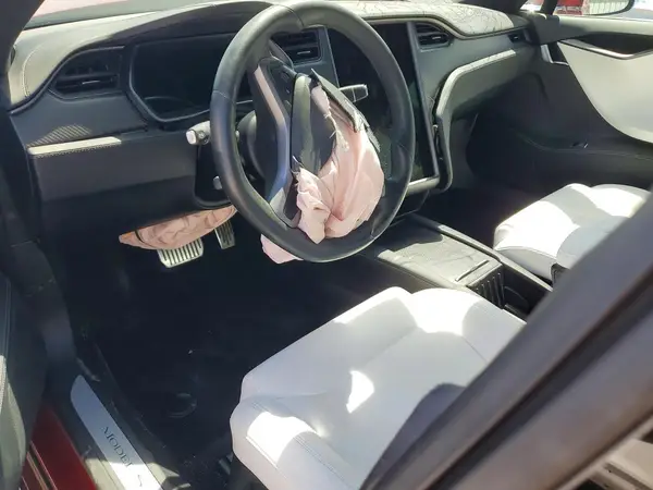 5YJSA1E28JF297429 2018 TESLA MODEL S - Image 8