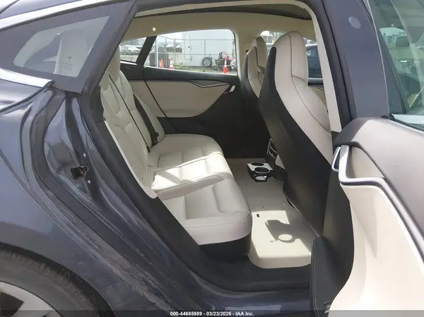 5YJSA1E28KF304039 2019 TESLA MODEL S - Image 8