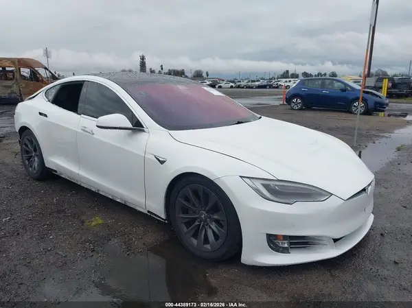 5YJSA1E28KF348302 2019 TESLA MODEL S - Image 1