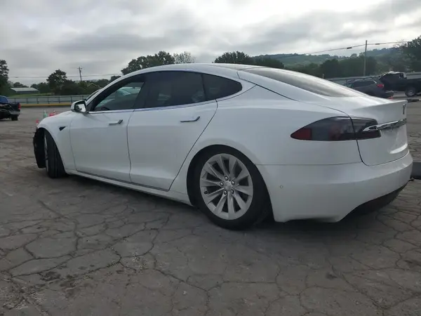 5YJSA1E28LF366865 2020 TESLA MODEL S - Image 2