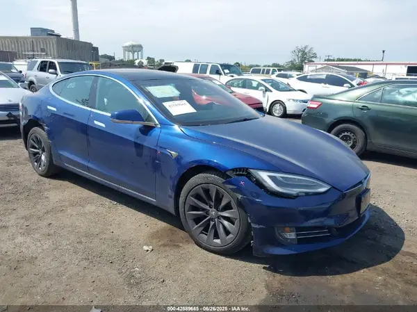 5YJSA1E28LF379857 2020 TESLA MODEL S - Image 1
