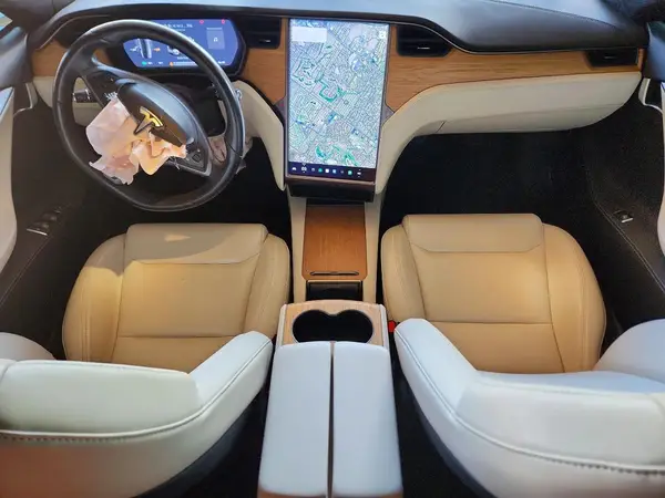 5YJSA1E28LF380068 2020 TESLA MODEL S - Image 8