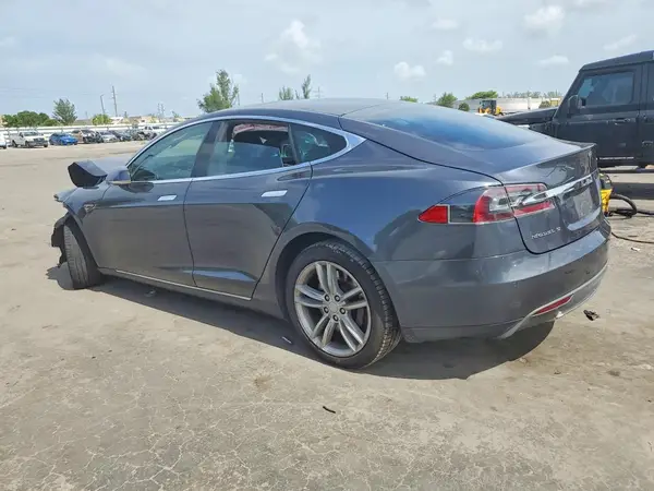 5YJSA1E29GF129632 2016 TESLA MODEL S - Image 2