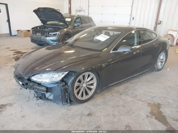 5YJSA1E29GF134586 2016 TESLA MODEL S - Image 2