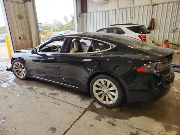 5YJSA1E29GF142770 2016 TESLA MODEL S - Image 2