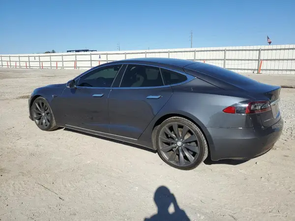 5YJSA1E29HF180484 2017 TESLA MODEL S - Image 2