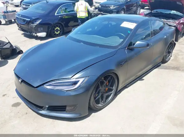 5YJSA1E29HF186379 2017 TESLA MODEL S - Image 2