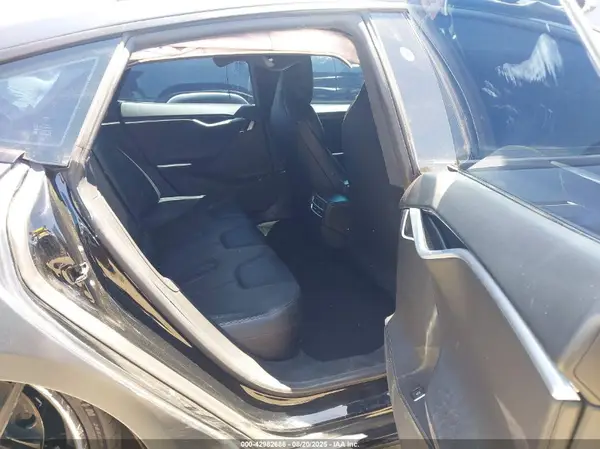5YJSA1E29HF186379 2017 TESLA MODEL S - Image 8