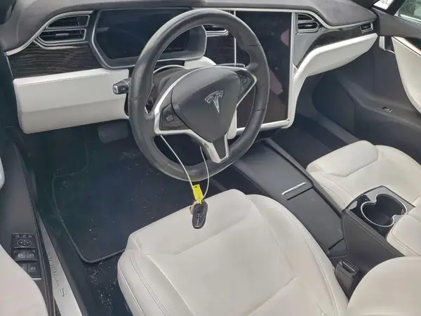 5YJSA1E29HF190545 2017 TESLA MODEL S - Image 8