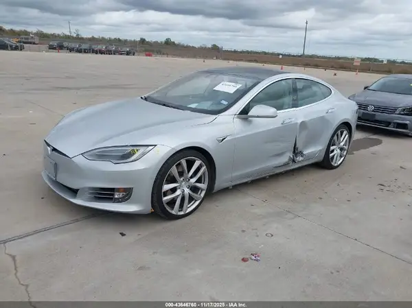 5YJSA1E29HF198693 2017 TESLA MODEL S - Image 2
